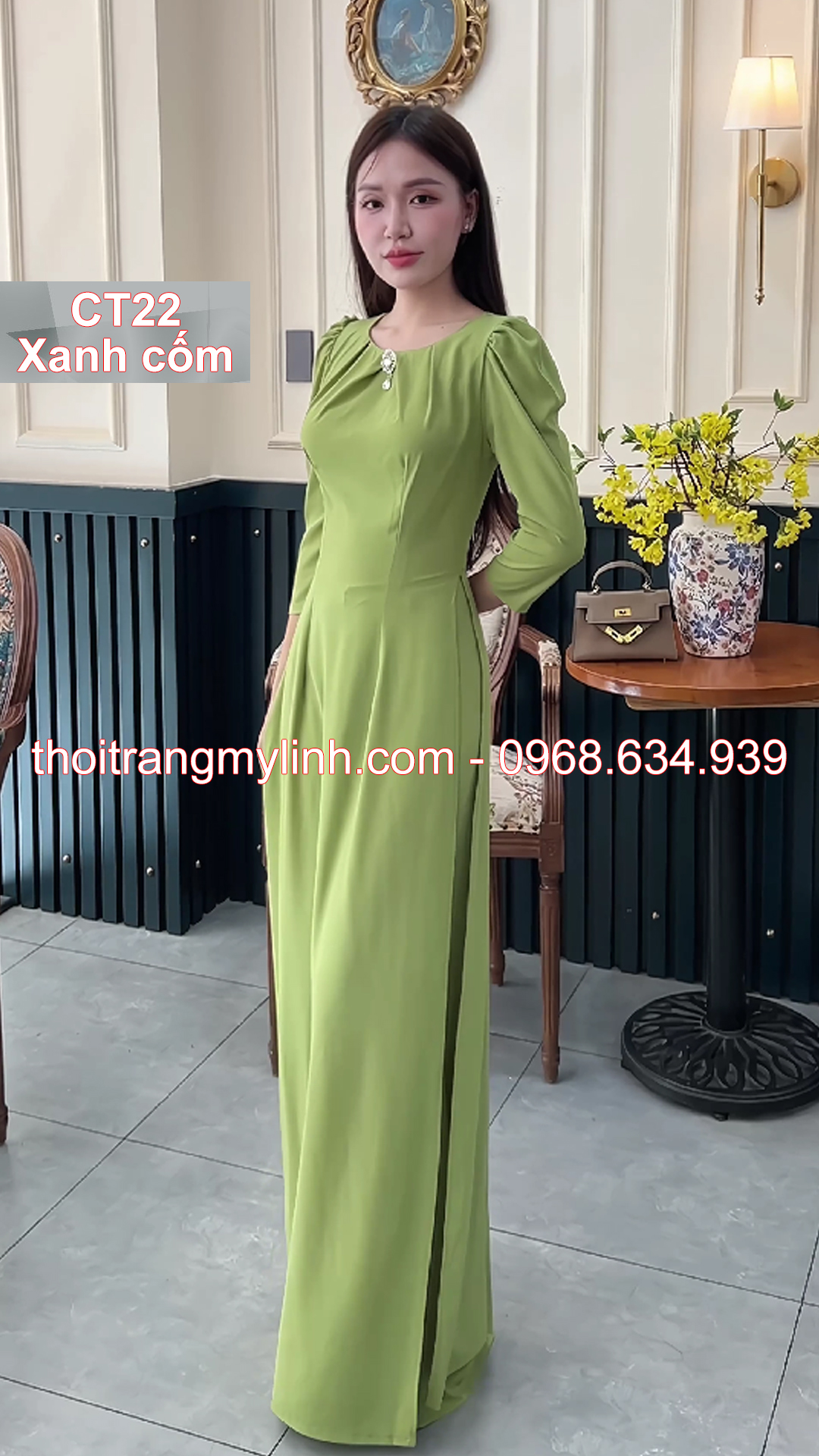 Bộ áo dài cổ tròn xếp li màu xanh cốm