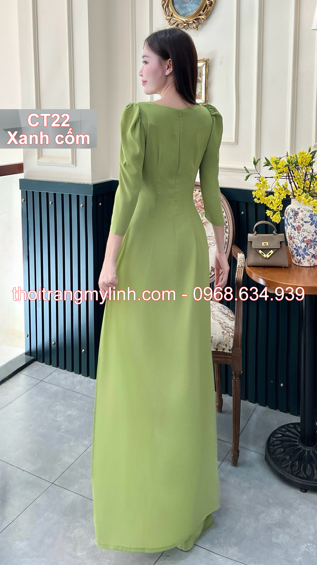 Bộ áo dài cổ tròn xếp li màu xanh cốm