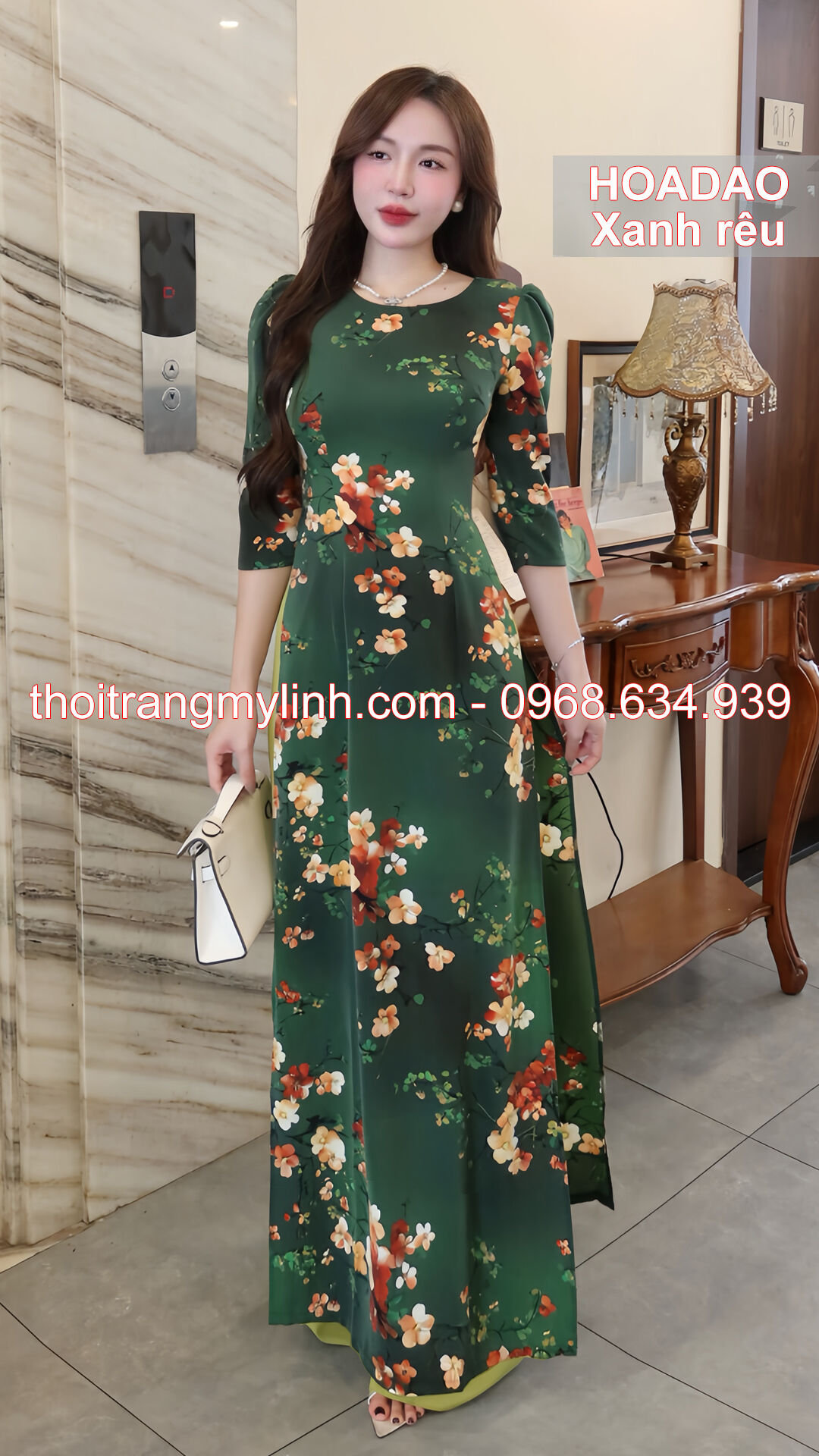 Áo dài cổ tròn họa tiết hoa đào màu xanh rêu