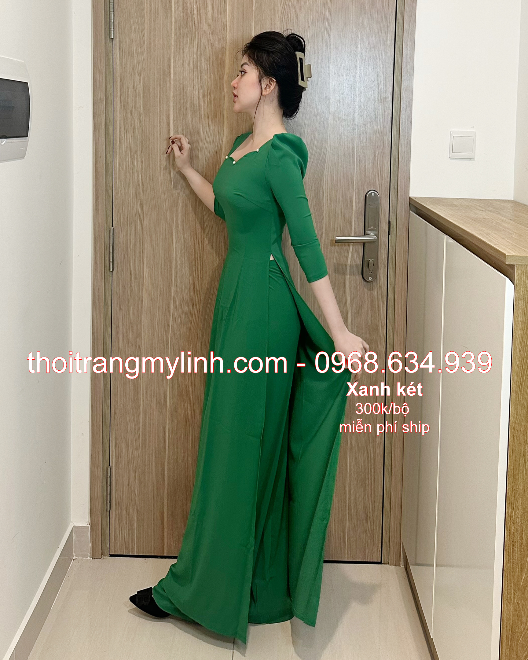 Bộ áo dài cổ gợn sóng tay lỡ màu xanh két