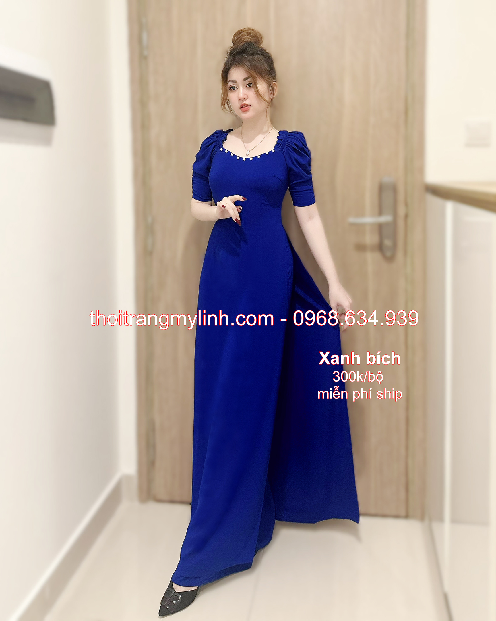 Bộ áo dài cổ tim bầu tay dún màu xanh bích