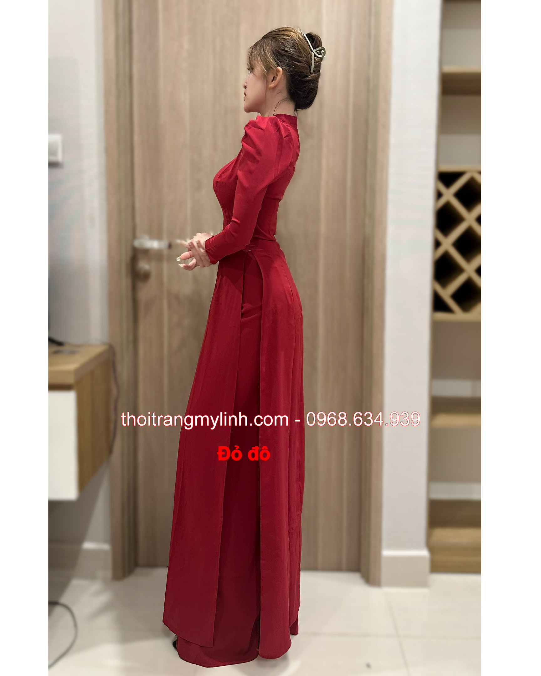 Áo dài cổ 3 phân tay phồng, dài màu đỏ đô